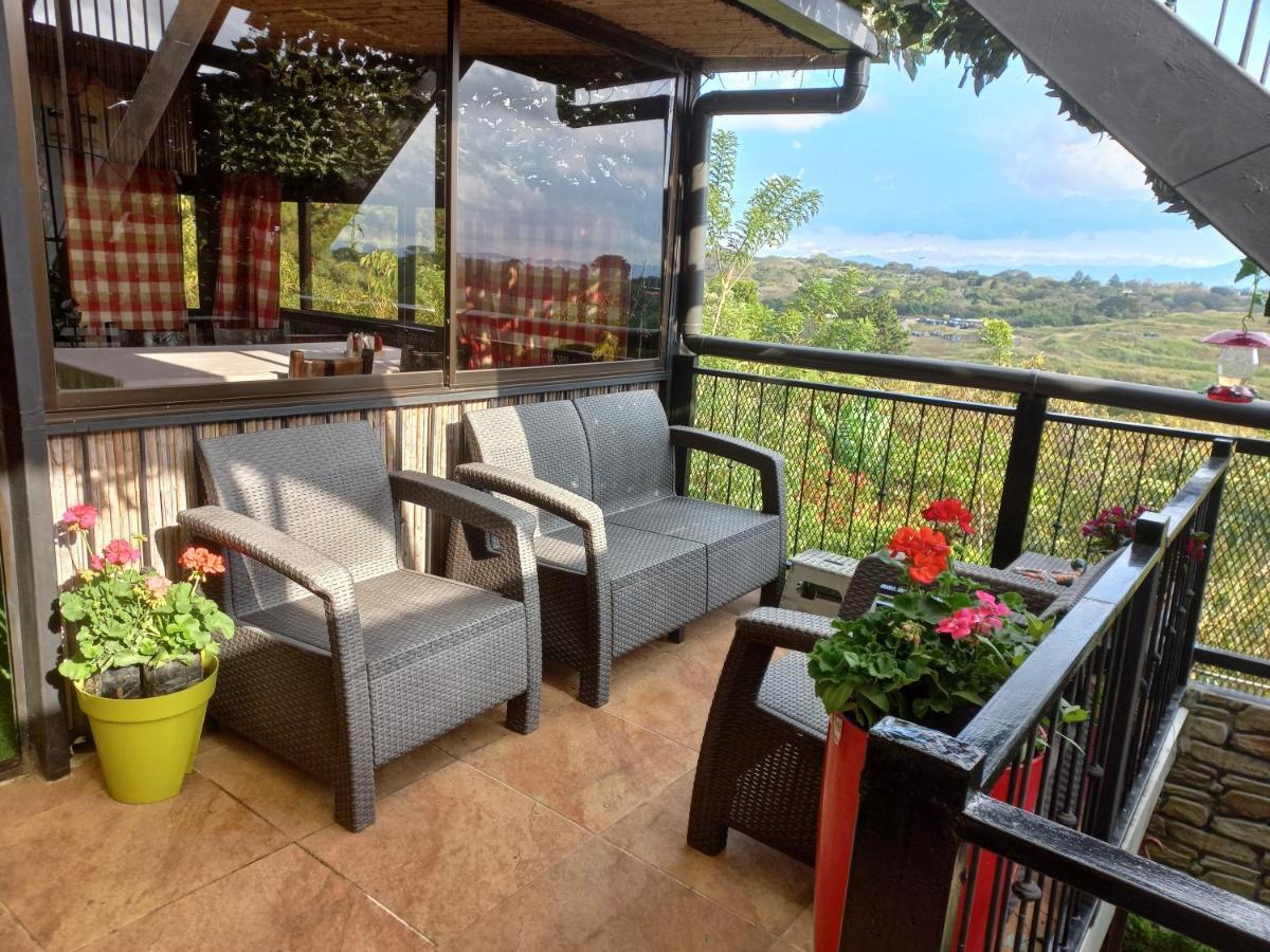 Rancha Azul Inn Alajuela Bagian luar foto