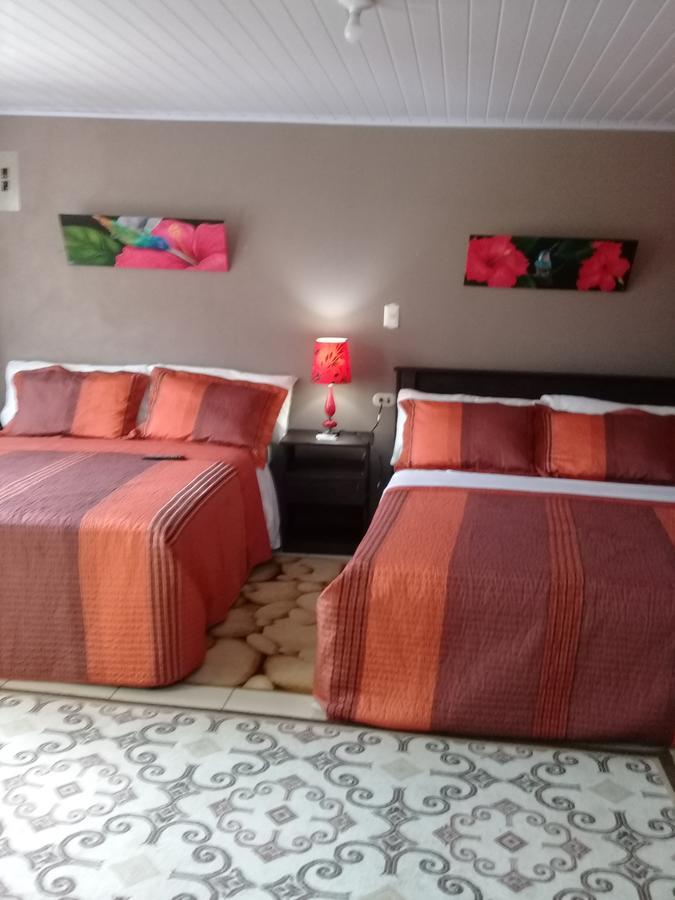 Rancha Azul Inn Alajuela Bagian luar foto
