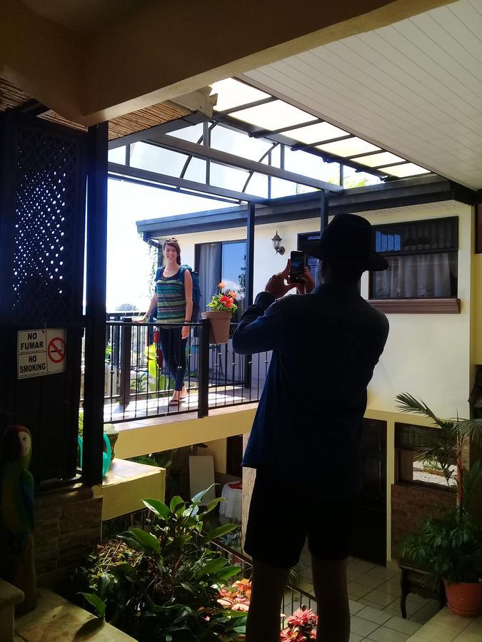 Rancha Azul Inn Alajuela Bagian luar foto