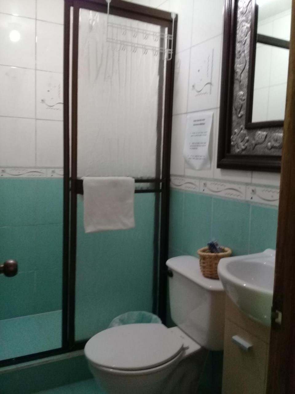 Rancha Azul Inn Alajuela Bagian luar foto