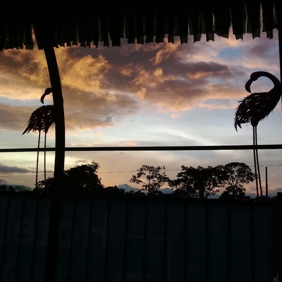 Rancha Azul Inn Alajuela Bagian luar foto